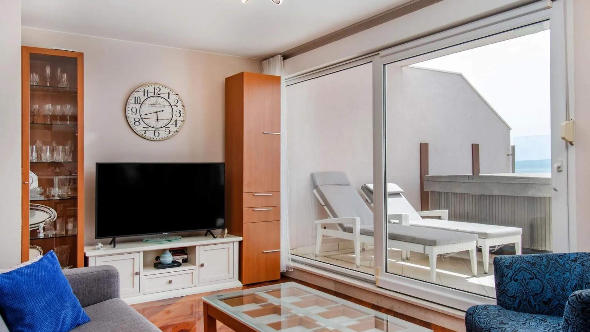 Penthouse Apartment With Terrace And Hot Tub - Ivan Split