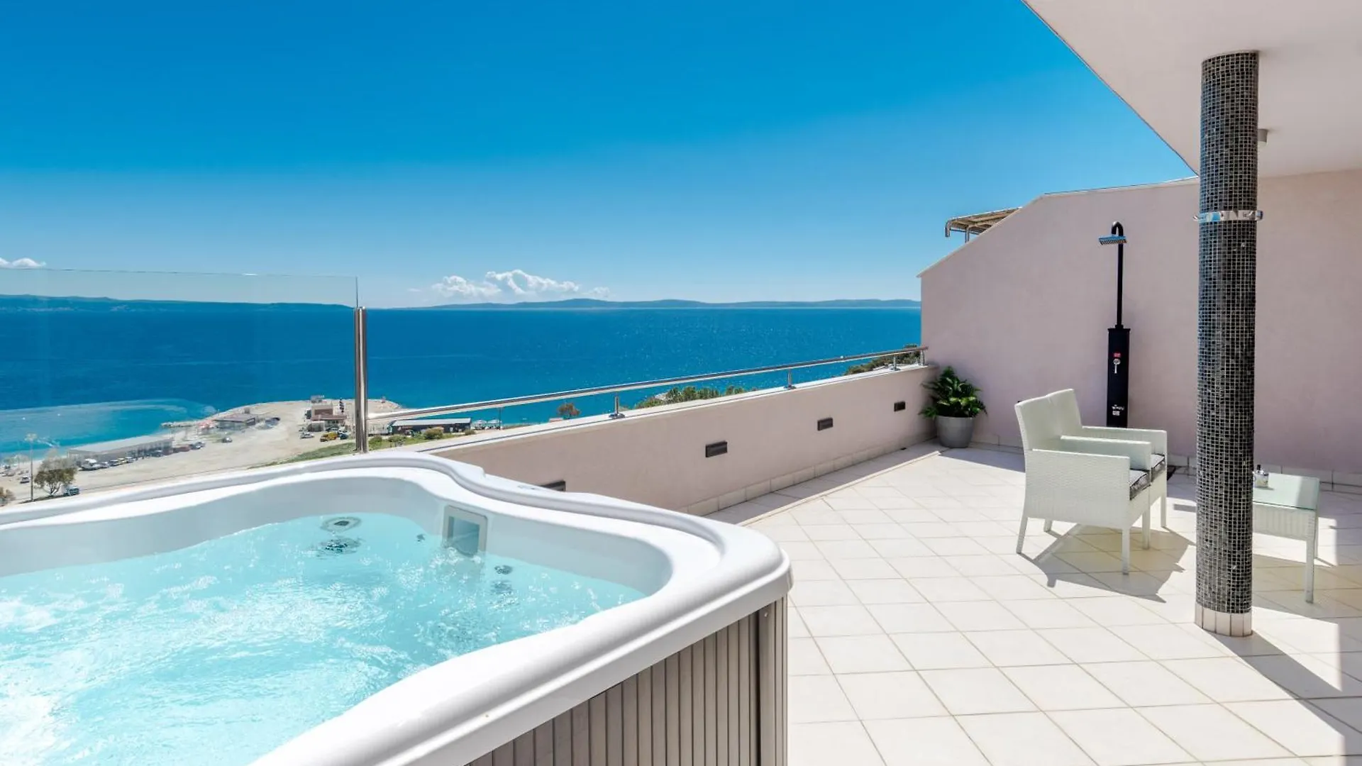 Penthouse Apartment With Terrace And Hot Tub - Ivan Split
